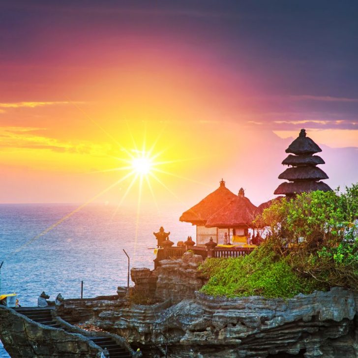 Paket Tour Wisata Liburan Asia Domestik Bali 2020 Murah - AmwindoTourCom - Tanah Lot
