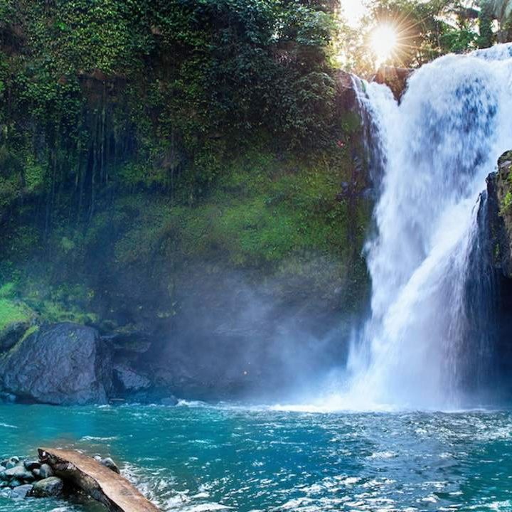 Paket Tour Wisata Liburan Asia Domestik Bali 2020 Murah - AmwindoTourCom - Tegenungan Waterfall