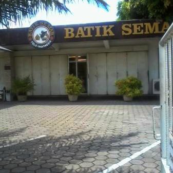 Paket Tour Wisata Liburan Asia Domestik Jawa Bali Lombok 2020 Murah - AmwindoTourCom - Batik Semar