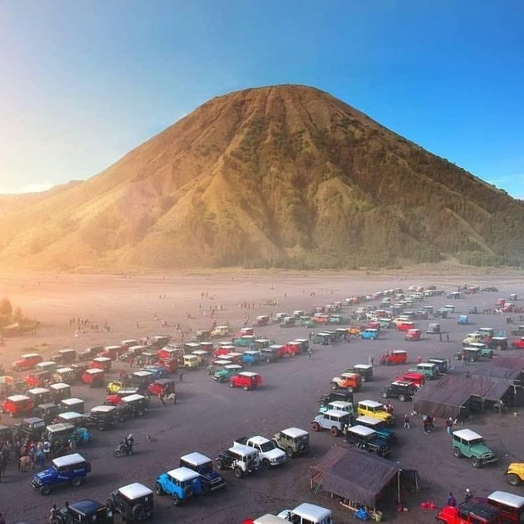 Paket Tour Wisata Liburan Asia Domestik Jawa Bali Yogyakarta 2020 Murah - AmwindoTourCom - Gunung Bromo