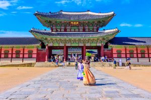 Paket Tour Wisata Liburan Asia Korea Jeju 6D Lebaran 2020 Murah - AmwindoTourCom - Gyeongbok Palace
