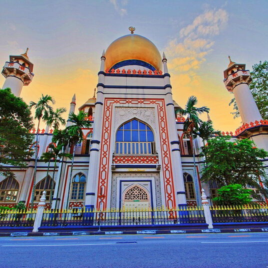 Paket Tour Wisata Liburan Asia Singapore 3D2N 2025 Murah - AmwindoTourCom - Masjid Sultan Singapura