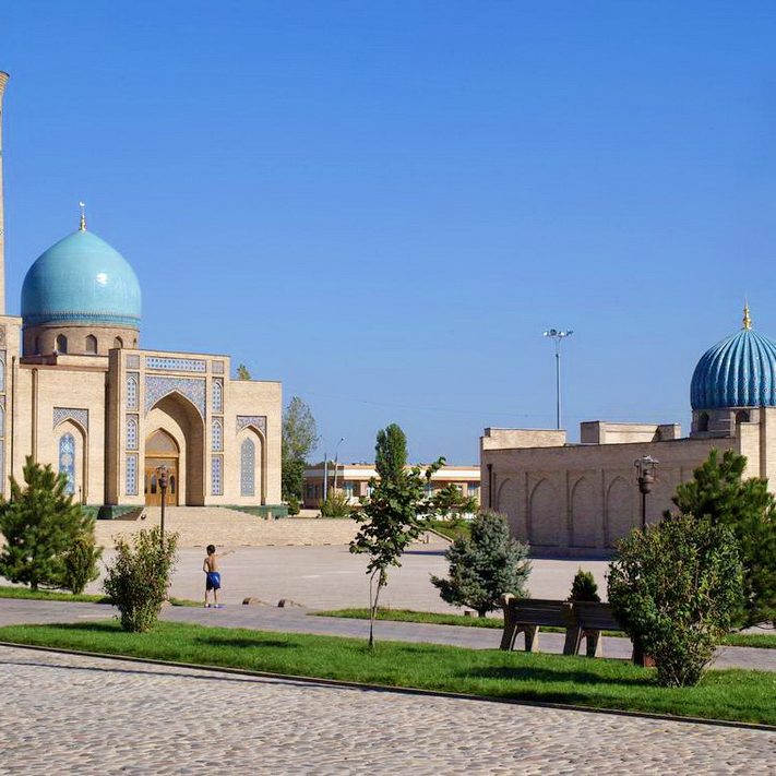 Paket Tour Wisata Liburan Lebaran Eropa Belanda Belgia Itali Jerman Perancis Swiss Uzbekistan 13D 2020 Murah - AmwindoTourCom - Khast Imam Complex