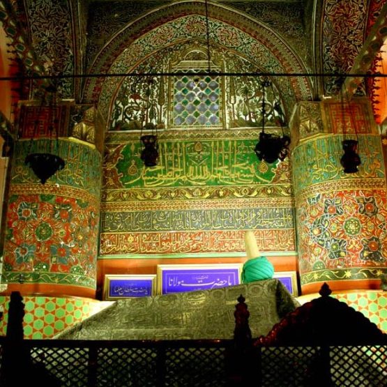 Paket Tour Travel Wisata Liburan ke Turki Turkey Murah - AmwindoTourCom - Makam Jalal ad-Din Muhammad Rumi