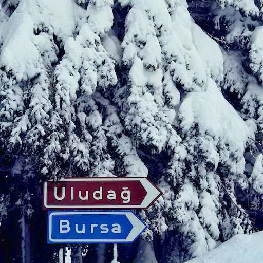 Paket Tour Travel Wisata Liburan ke Turki Turkey Murah - AmwindoTourCom - Uludag Ski Resort